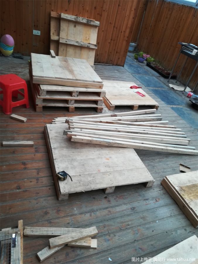 diy发酵床鸡笼搭建养鸡日记(不断更新)